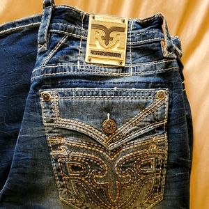 Men's Rock Revival Straight Jean's